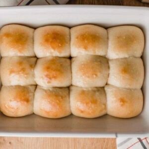 white sourdough dinner rolls